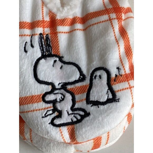 Peanuts Snoopy Ghost Halloween Snuggle Toes Slipper Socks Sz 4-10 Super Soft NEW - Picture 4 of 7
